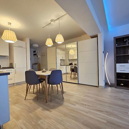 Central District Cuza 99 Apartment Бухарест Экстерьер фото